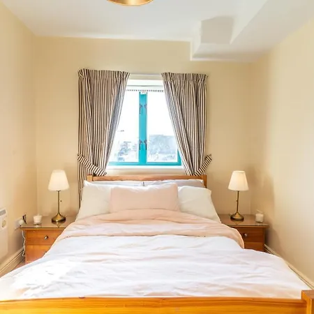 Appartement Luxurious From *